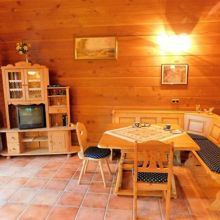 Blockhaus-Ferienpark Eisenschmitt Екстериор снимка