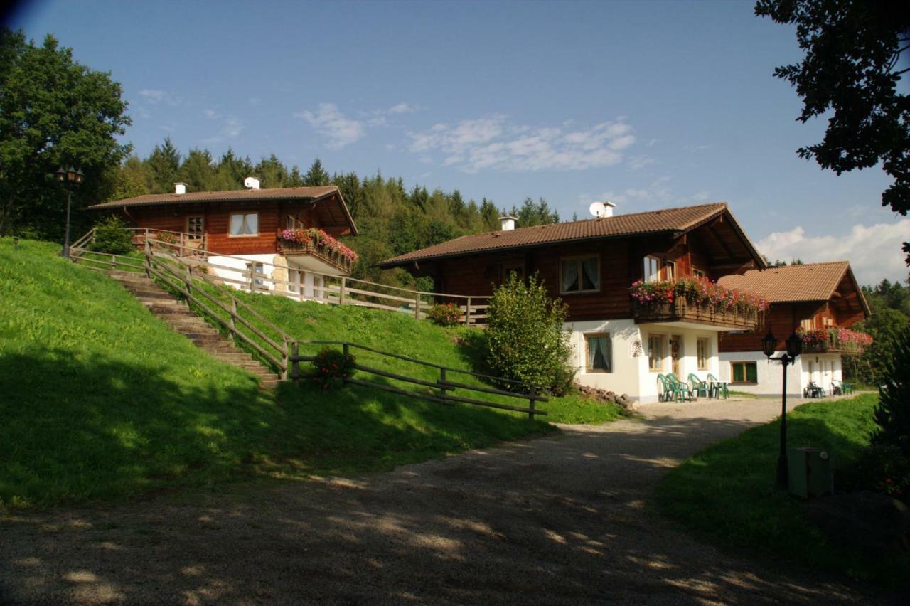 Blockhaus-Ferienpark Eisenschmitt Екстериор снимка